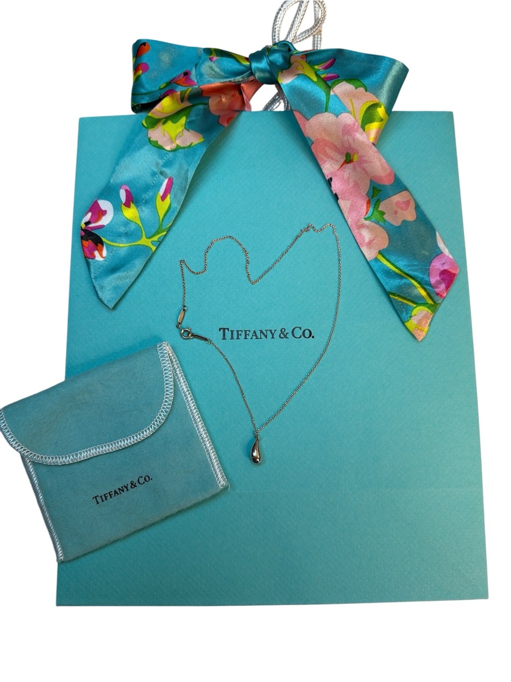 Tiffany & Co. Elsa Peretti sterling silver teardrop pendant necklace & Bag - Picture 9 of 9